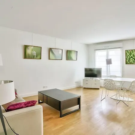 Nice 1br Flat With Parking 5 Min From The Tramway アパート